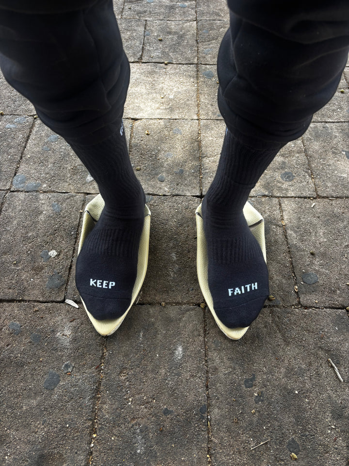 Guide Us To The Straight Path Socks - Black